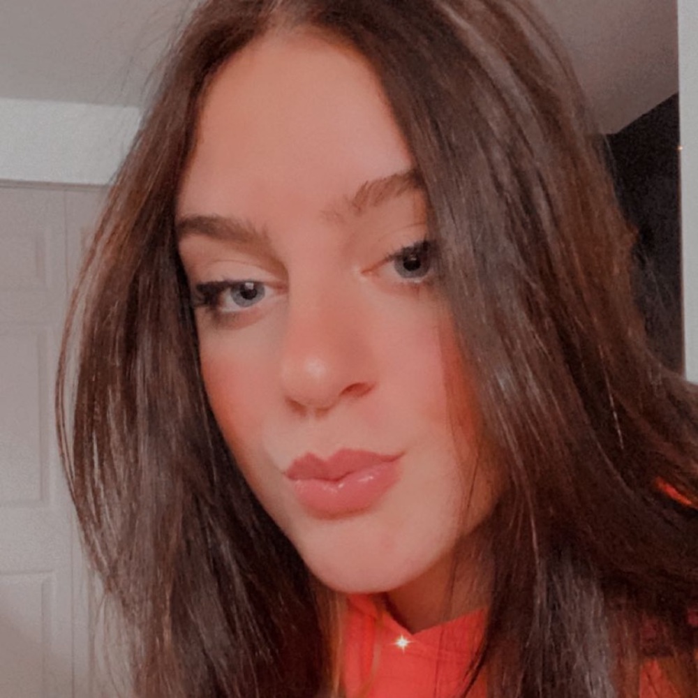 Meet your Posher, Brielle